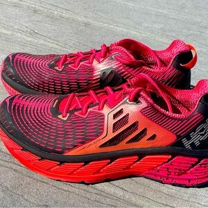 Hoka Gaviota NWOT
